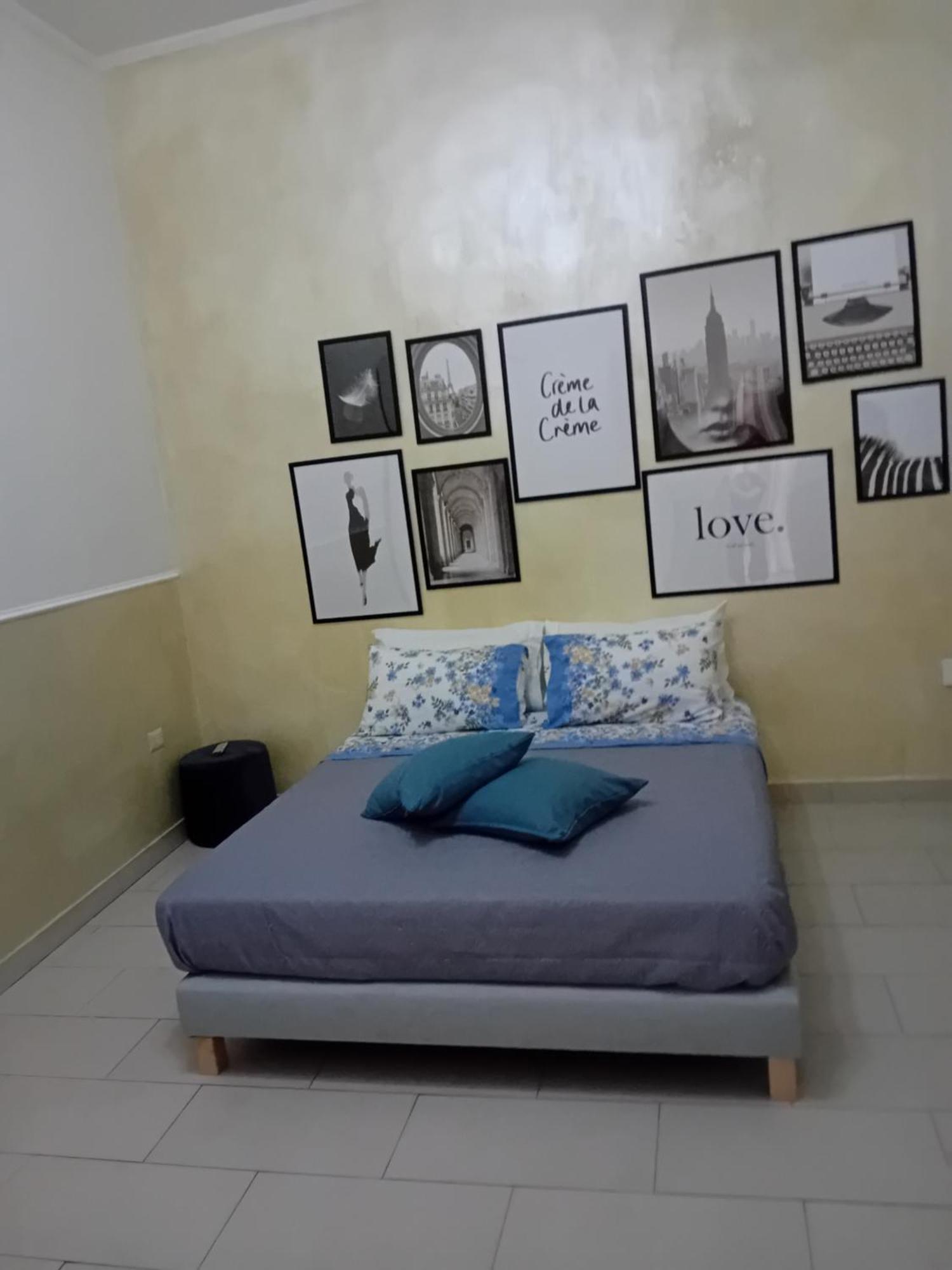 Appartement House Gioia à Naples Extérieur photo